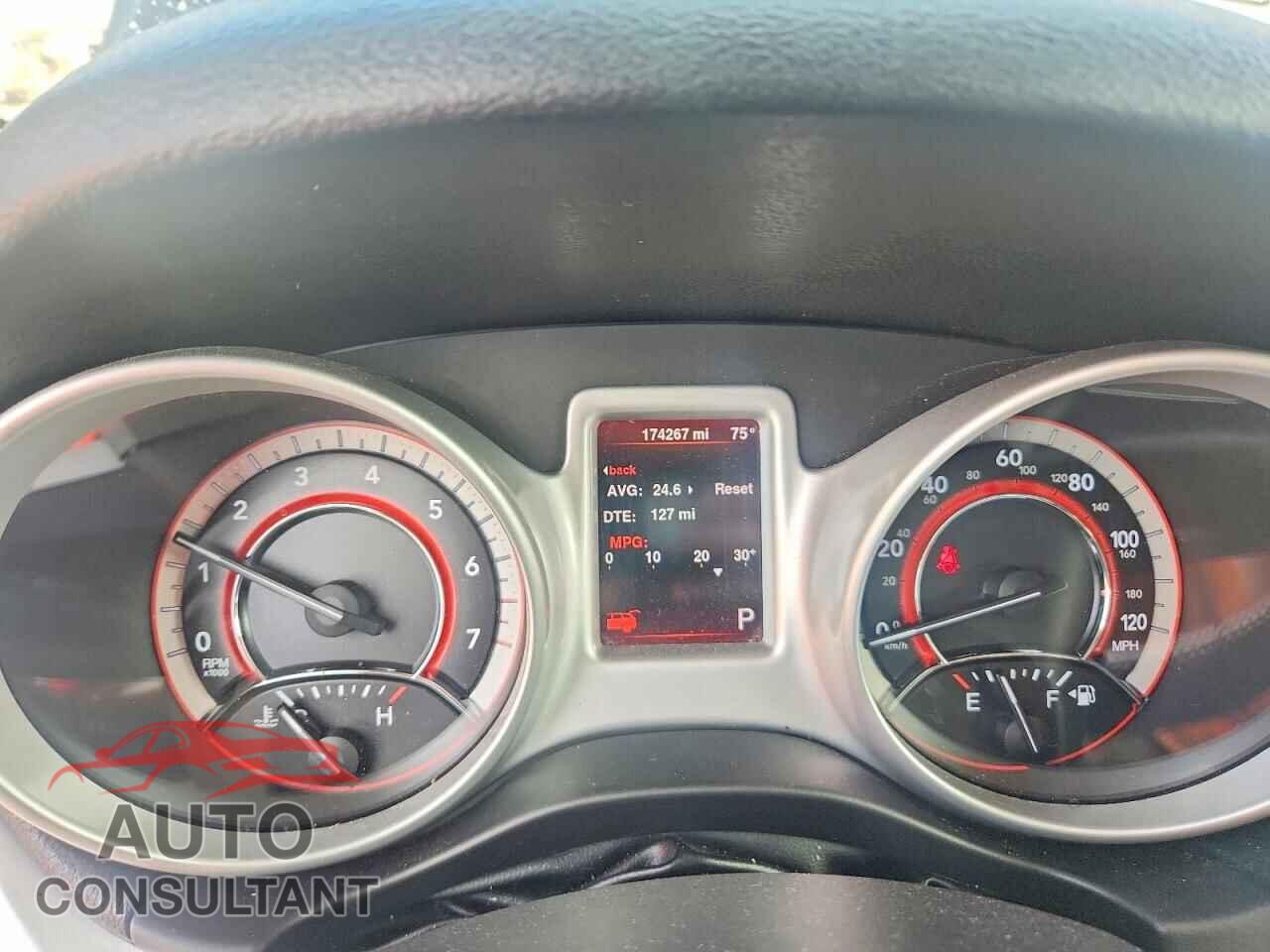 DODGE JOURNEY 2013 - 3C4PDCDG7DT591674