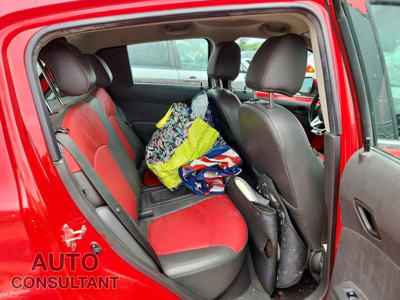 CHEVROLET SPARK 2014 - KL8CF6S96EC470574