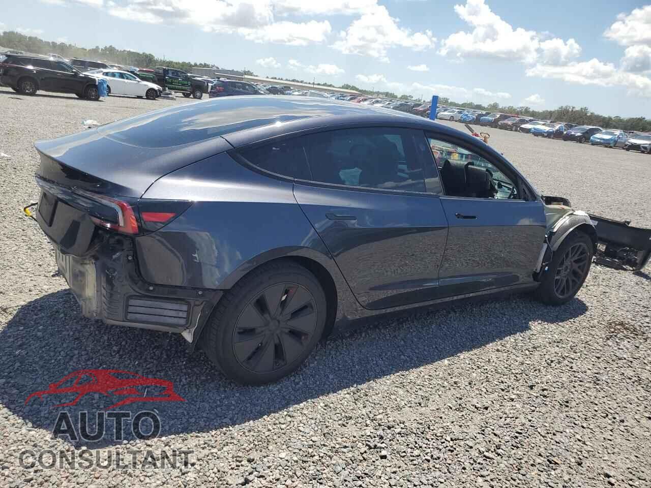 TESLA MODEL 3 2024 - 5YJ3E1EA3RF756796