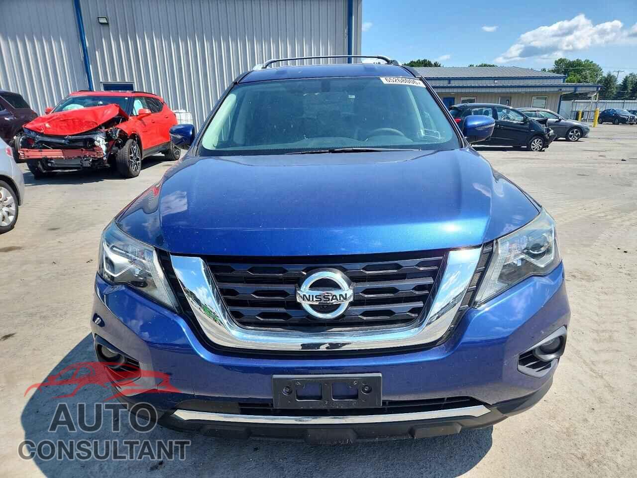 NISSAN PATHFINDER 2017 - 5N1DR2MM3HC656229