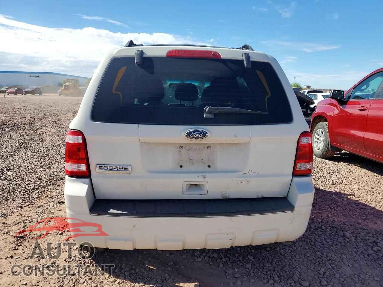 FORD ESCAPE 2010 - 1FMCU0C77AKB40610