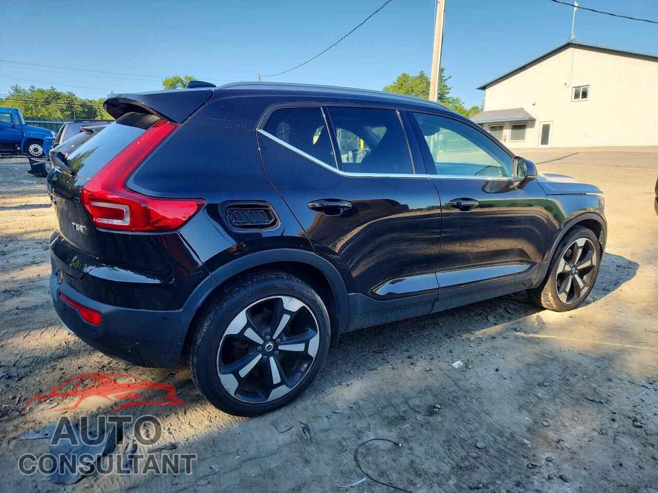 VOLVO XC40 2019 - YV4162UL8K2072796