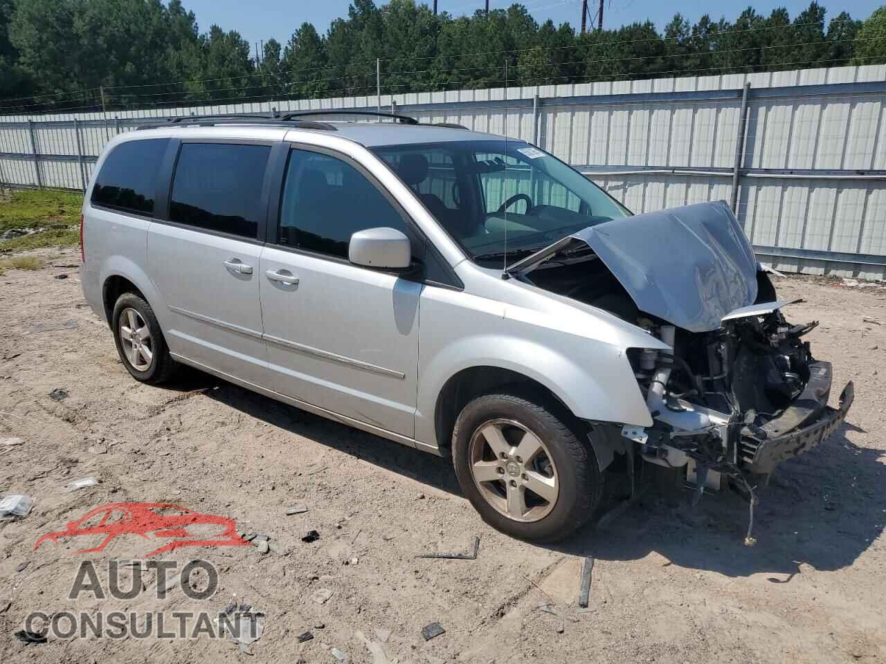 DODGE CARAVAN 2010 - 2D4RN5D18AR108045
