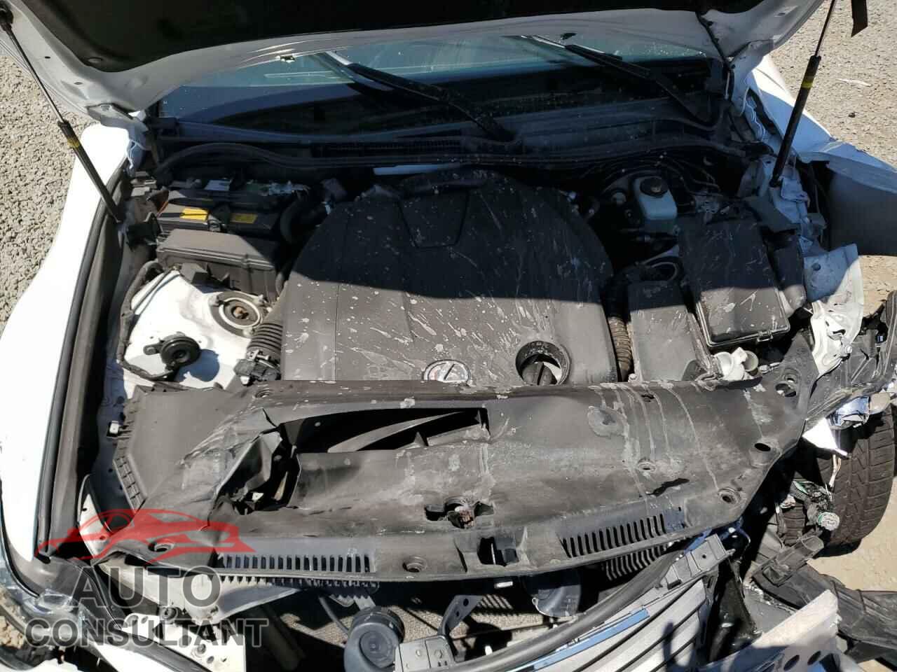 LEXUS IS 2014 - JTHBF1D20E5036479