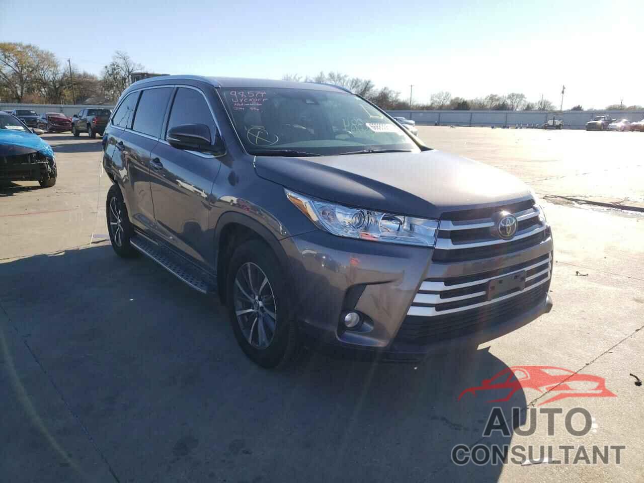 TOYOTA HIGHLANDER 2018 - 5TDKZRFH5JS263874