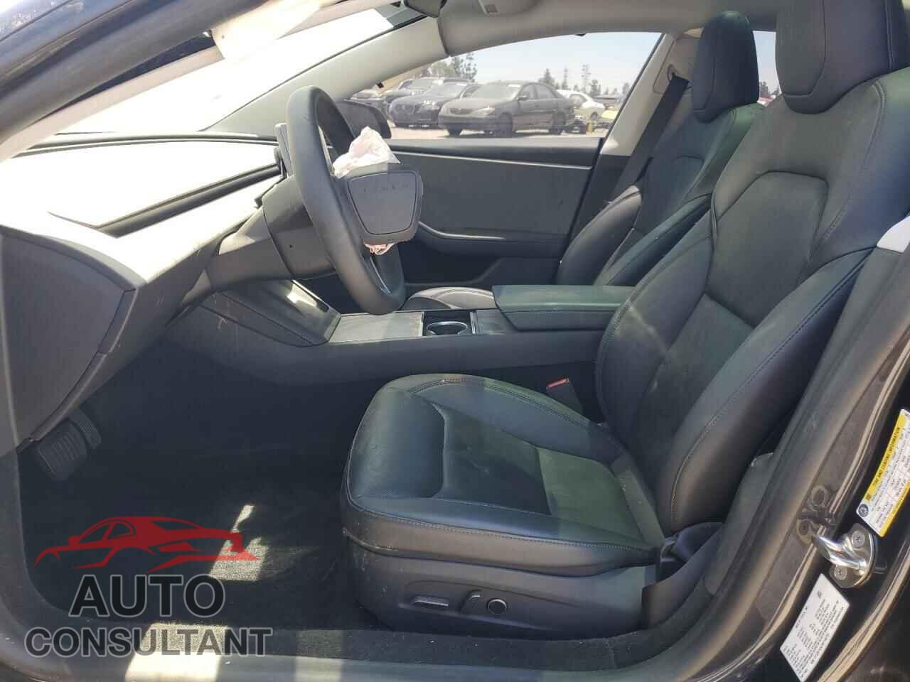 TESLA MODEL 3 2024 - 5YJ3E1EA7RF744781