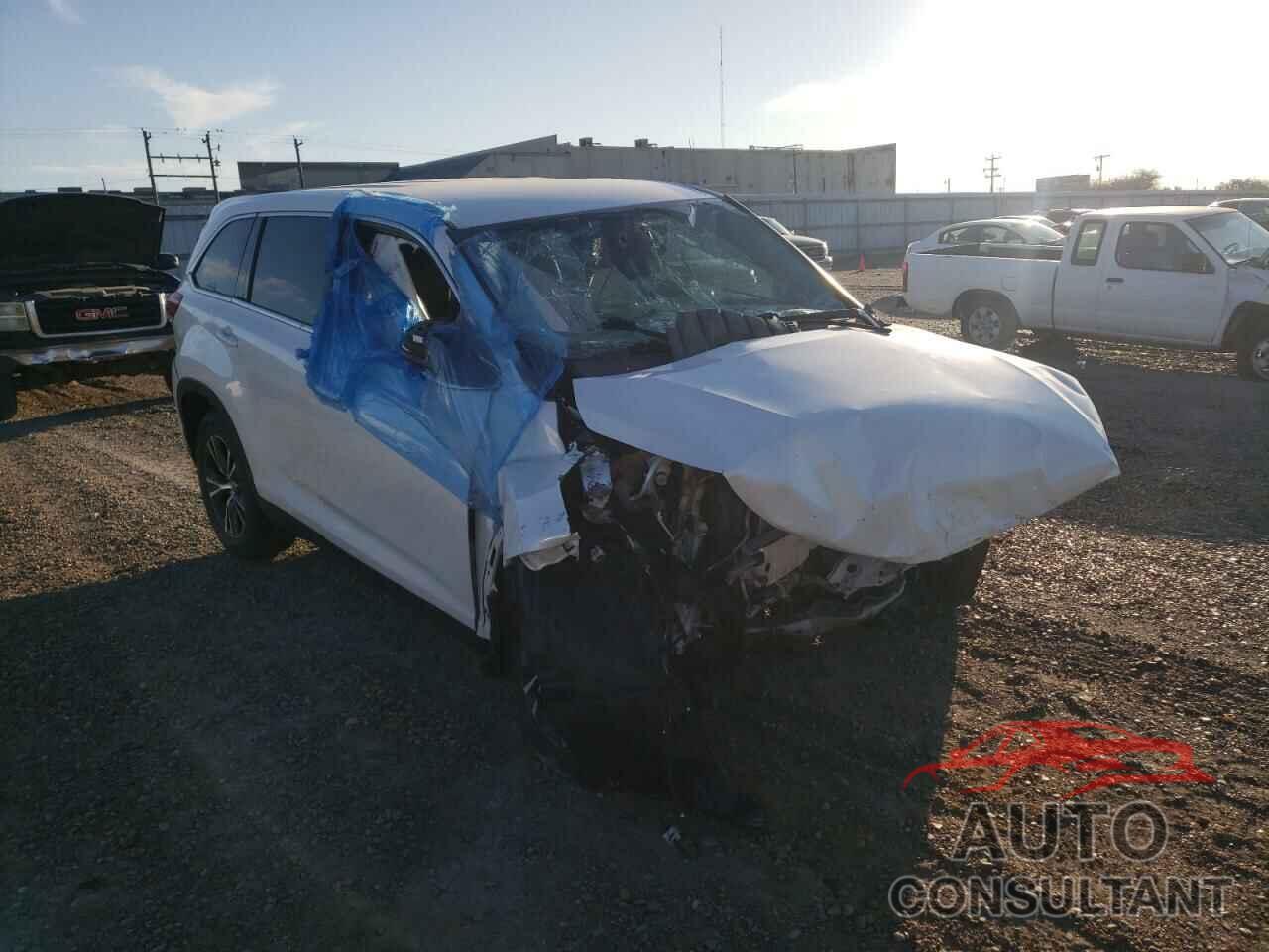 TOYOTA HIGHLANDER 2019 - 5TDZARFH8KS047640