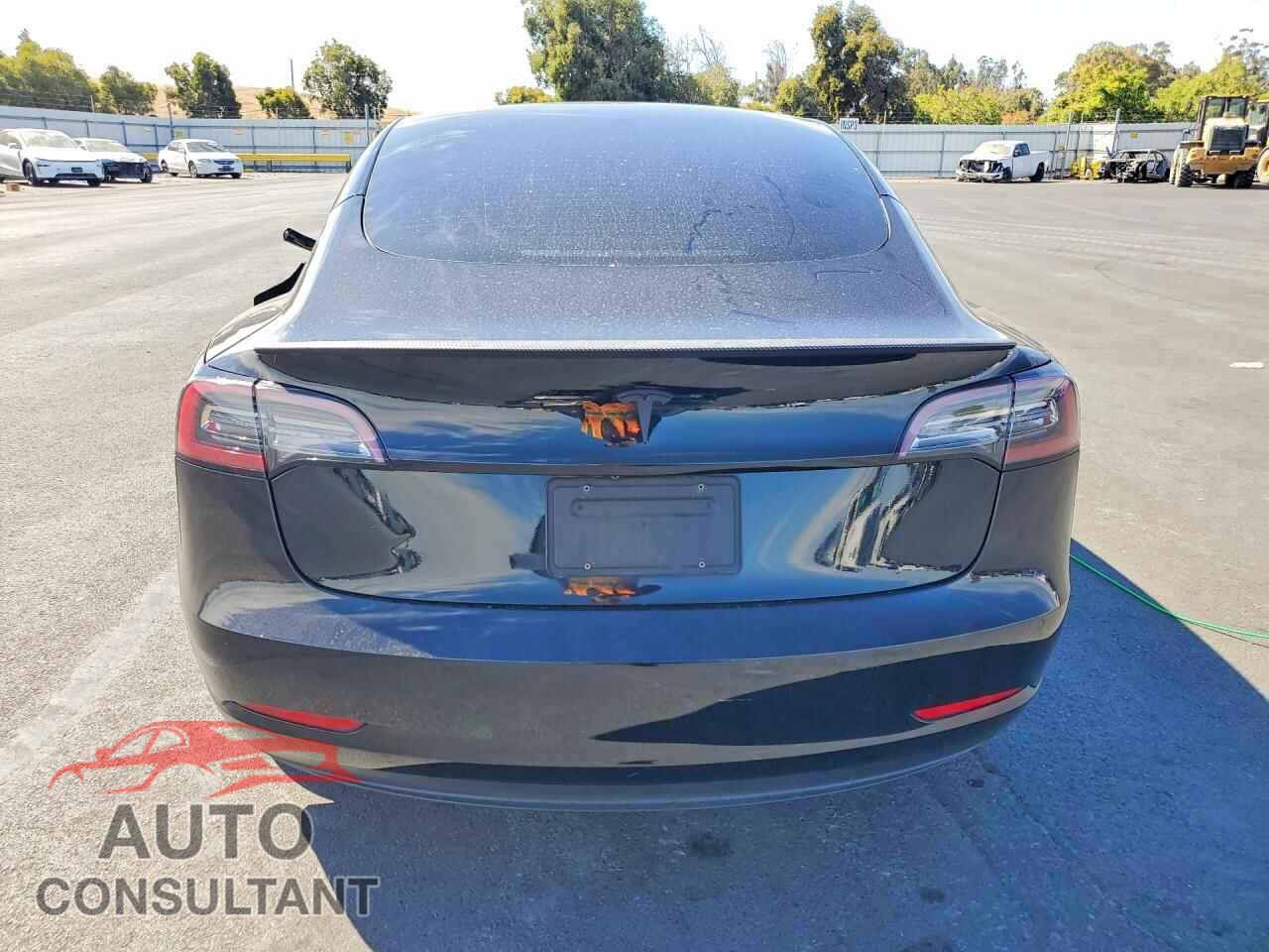 TESLA MODEL 3 2021 - 5YJ3E1EAXMF074992