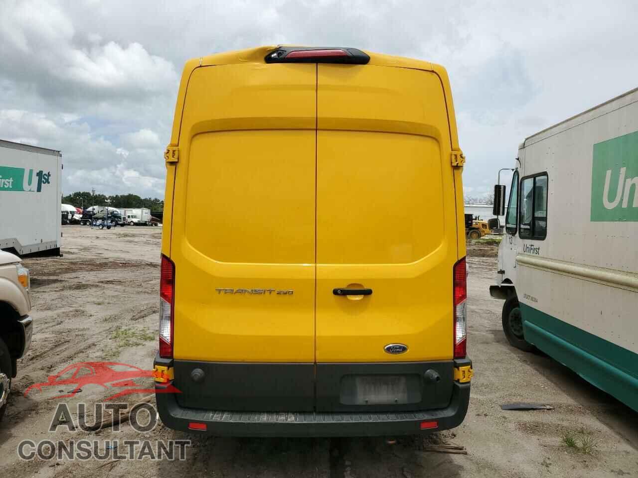 FORD TRANSIT 2020 - 1FTBR1X80LKA89366