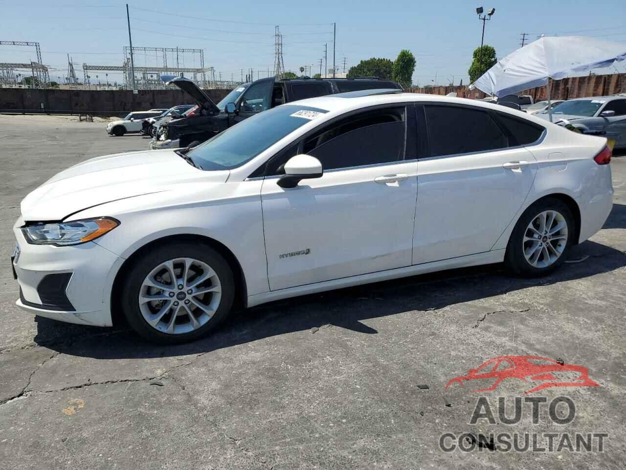 FORD FUSION 2019 - 3FA6P0LU8KR206275