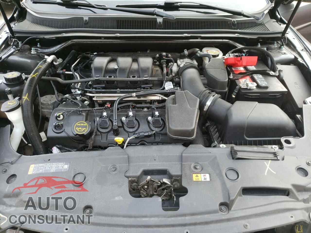 FORD TAURUS 2017 - 1FAHP2H84HG137195