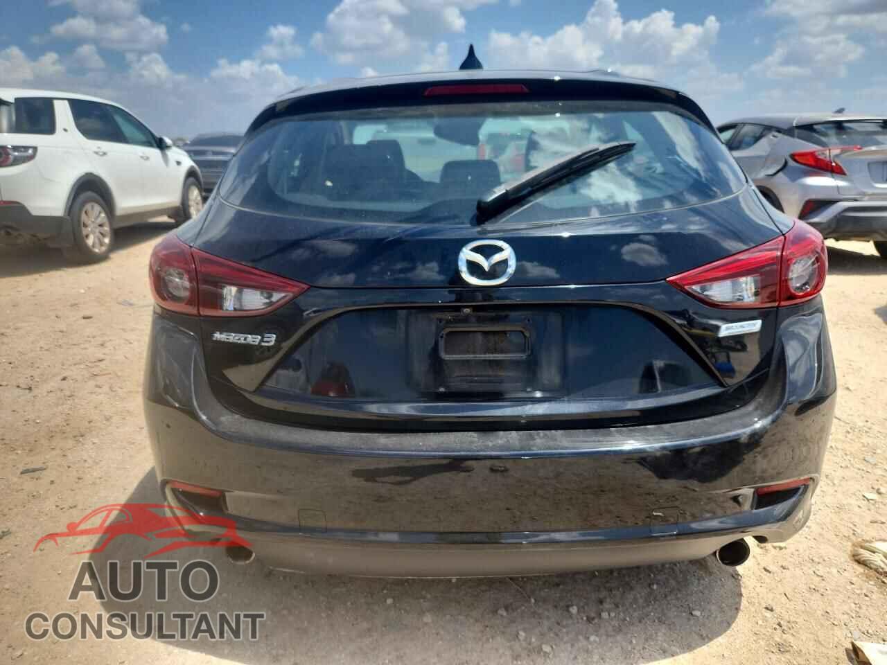 MAZDA 3 2017 - 3MZBN1M37HM130674