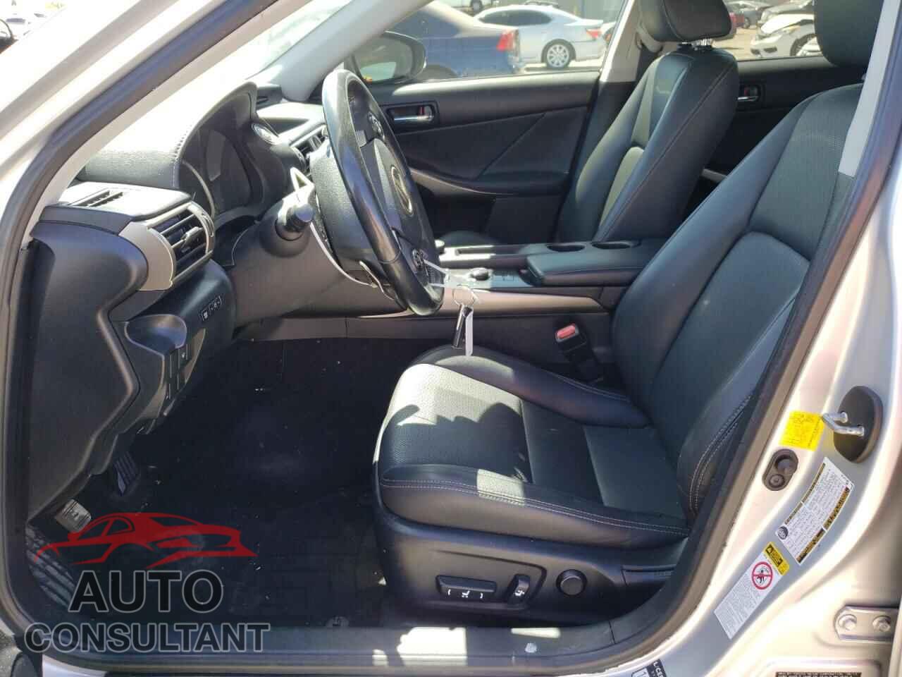 LEXUS IS 2014 - JTHCF1D20E5004877