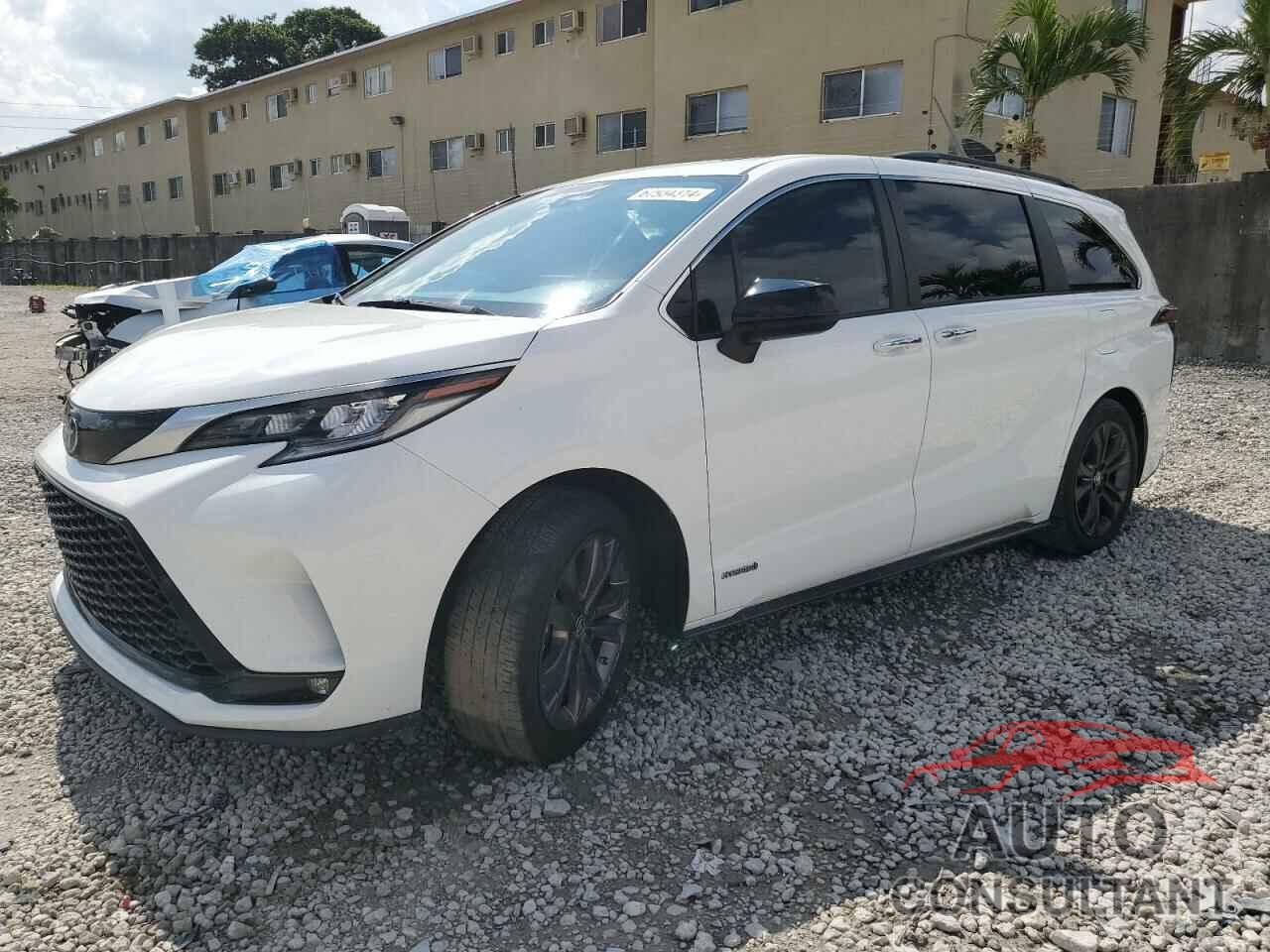 TOYOTA SIENNA 2021 - 5TDDRKEC2MS002938