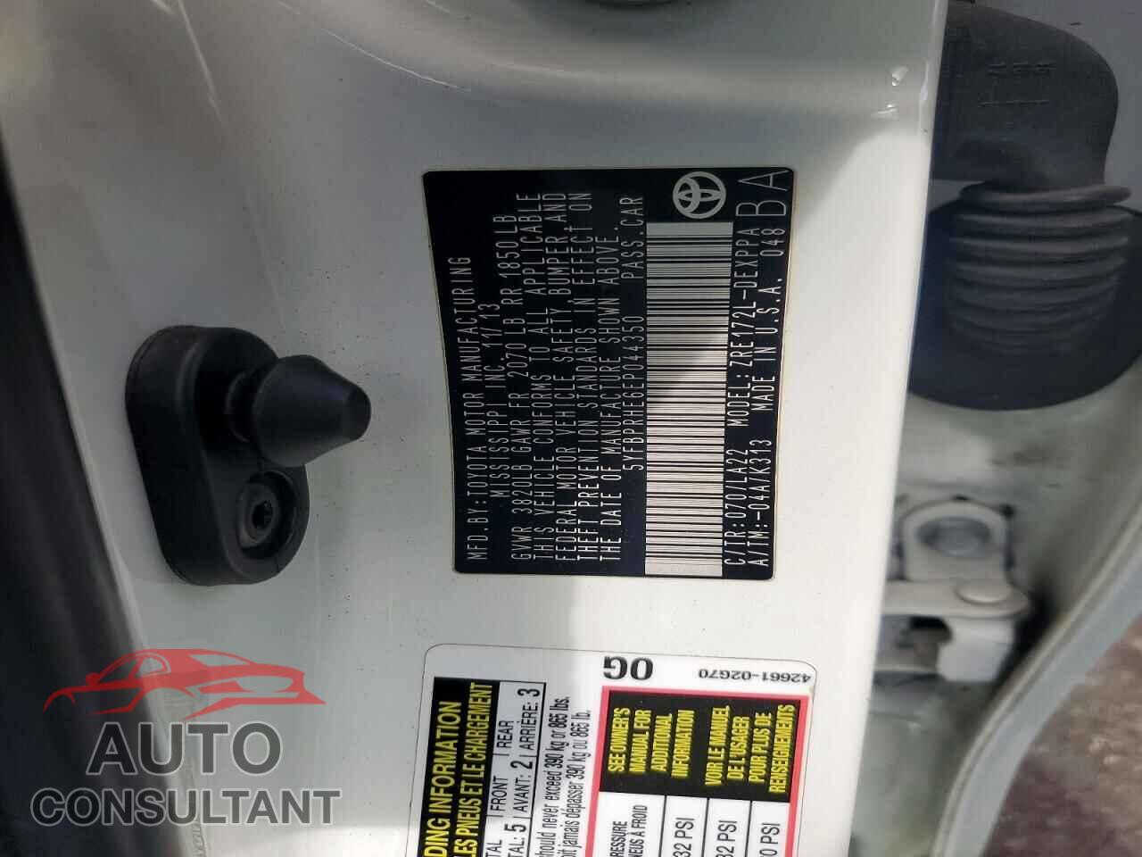 TOYOTA COROLLA 2014 - 5YFBPRHE6EP044350