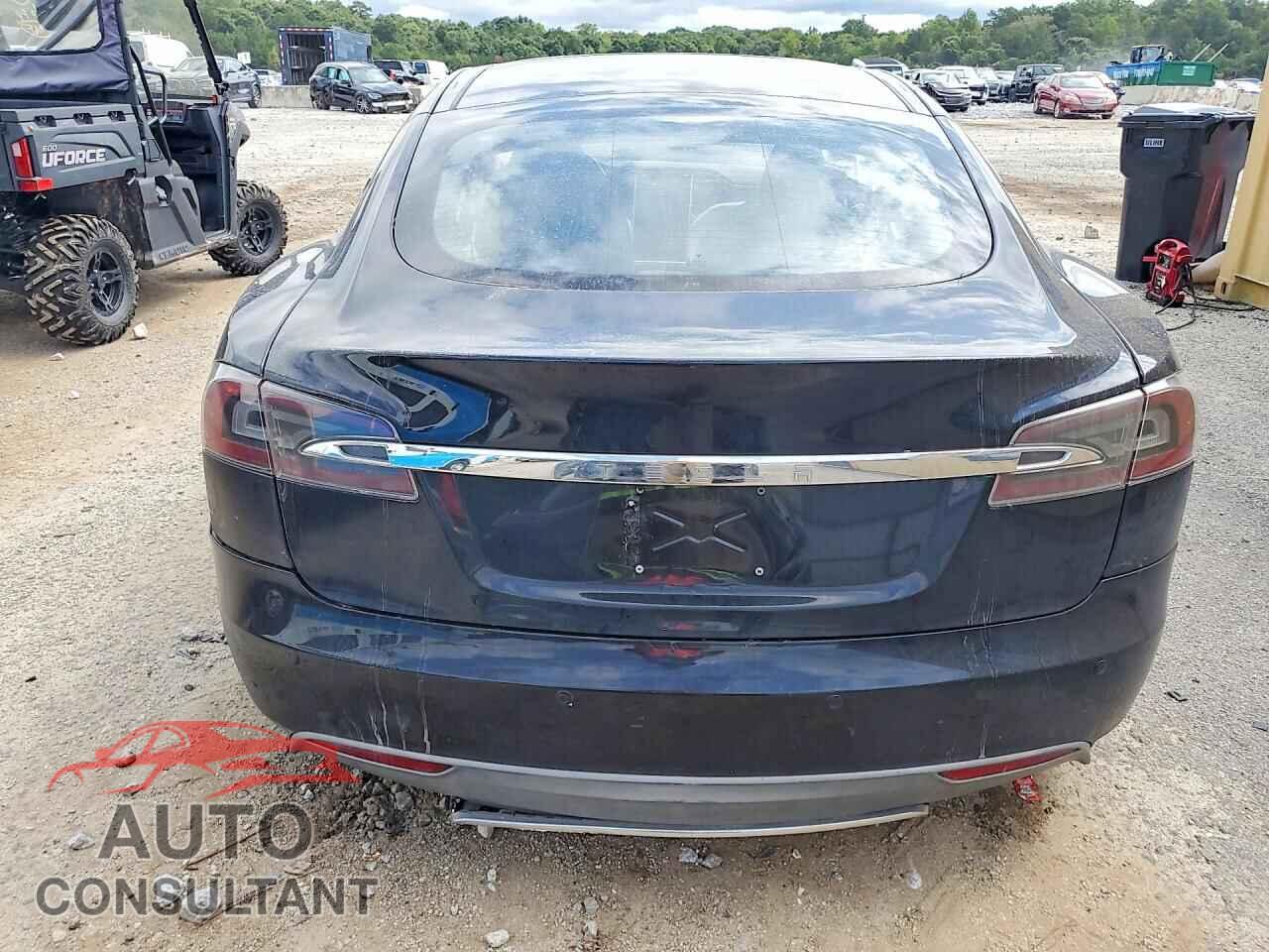 TESLA MODEL S 2012 - 5YJSA1DP9CFS00576