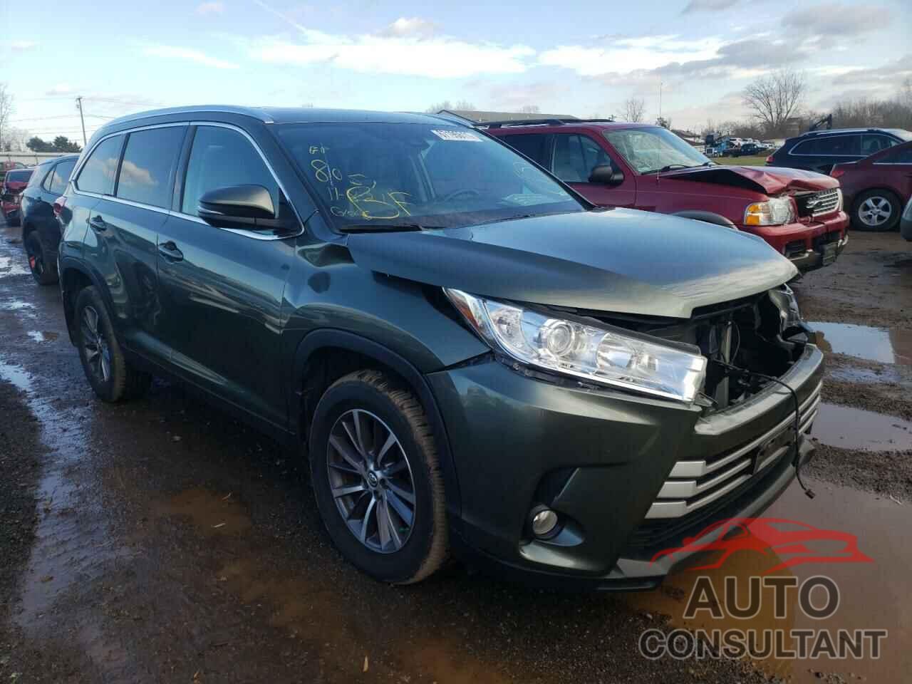 TOYOTA HIGHLANDER 2019 - 5TDJZRFH7KS728037