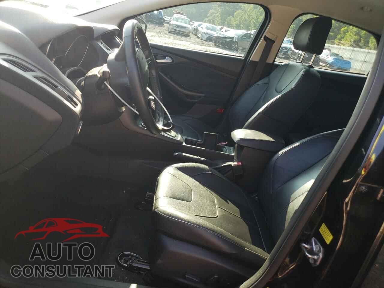 FORD FOCUS 2015 - 1FADP3F27FL227271