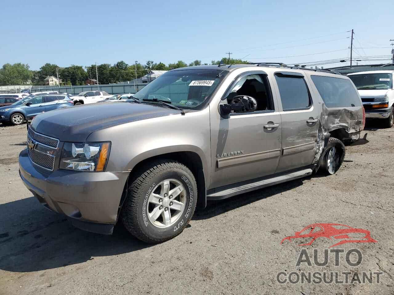 CHEVROLET SUBURBAN 2012 - 1GNSKJE74CR128599