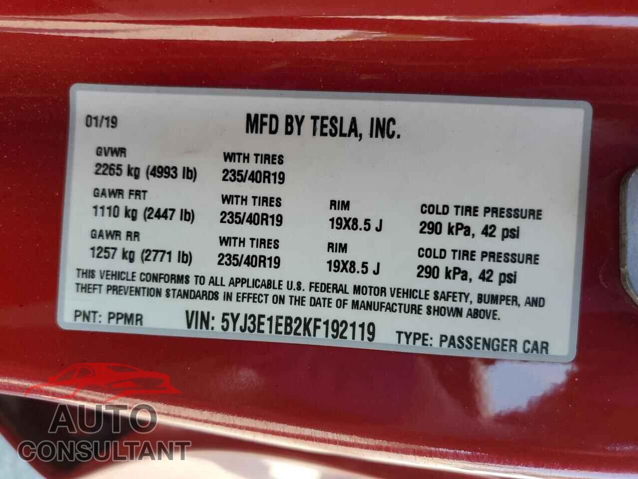TESLA MODEL 3 2019 - 5YJ3E1EB2KF192119