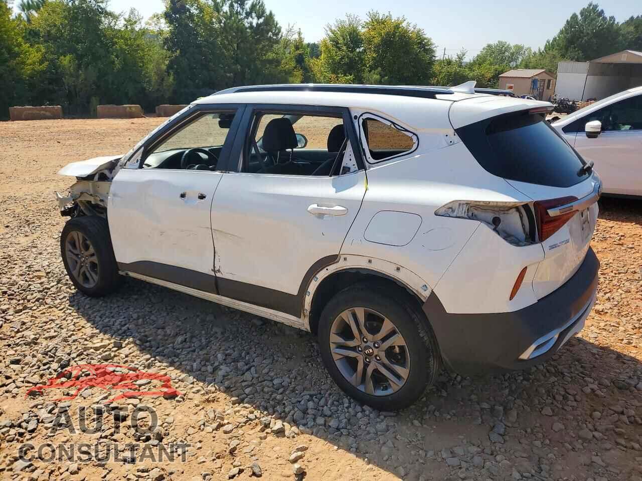 KIA SELTOS 2021 - KNDEU2AA6M7161575