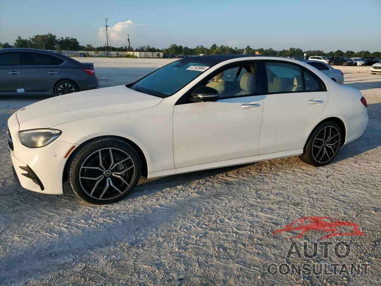 MERCEDES-BENZ E-CLASS 2023 - W1KZF8DB0PB102113