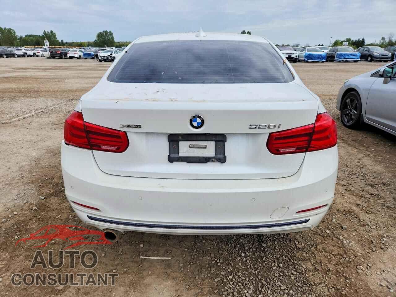 BMW 3 SERIES 2016 - WBA8E5G55GNU19765