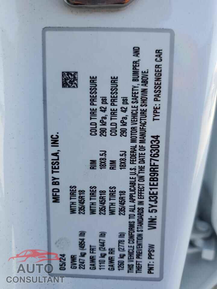 TESLA MODEL 3 2024 - 5YJ3E1EB9RF763034