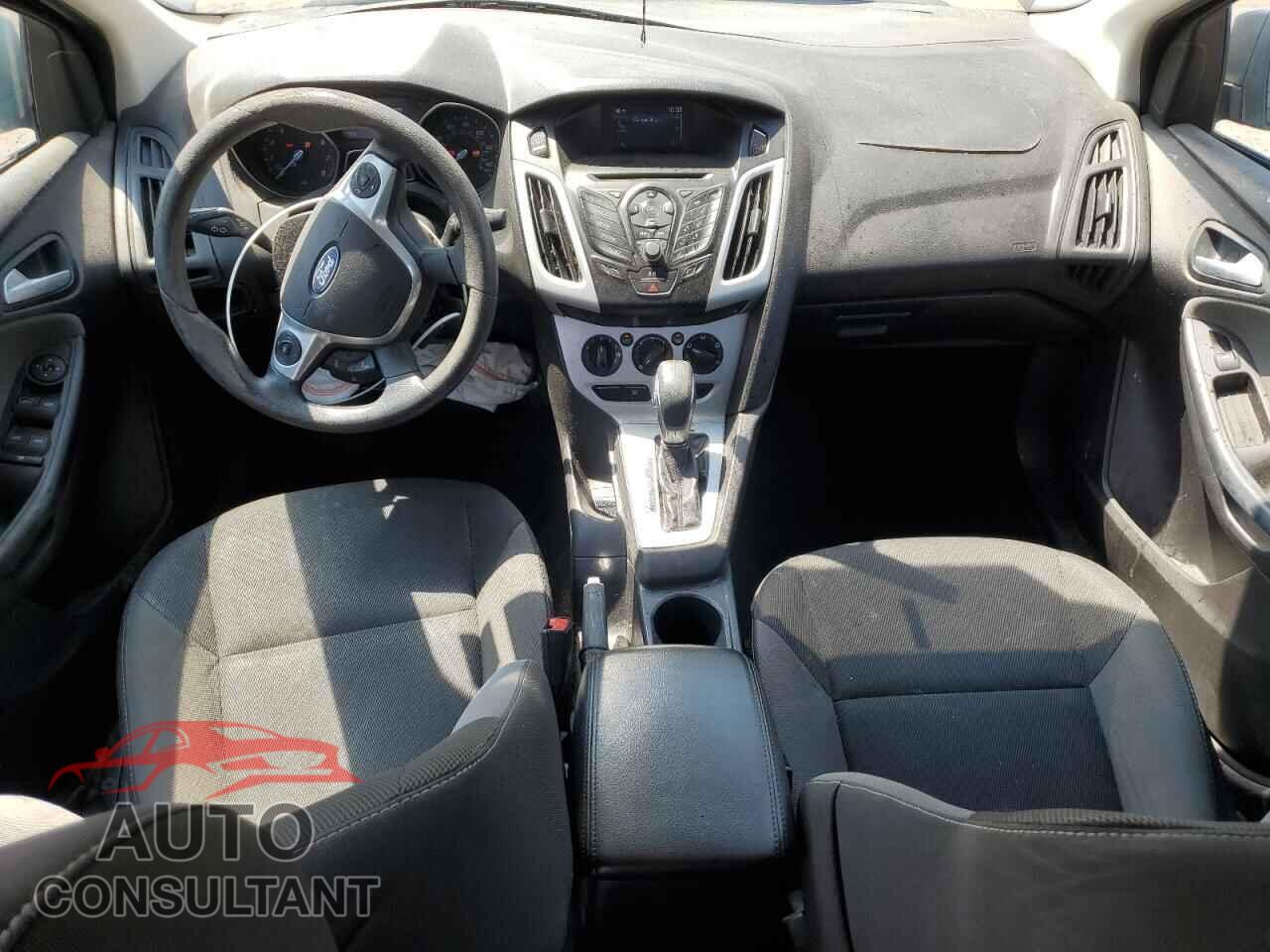 FORD FOCUS 2014 - 1FADP3F22EL399075