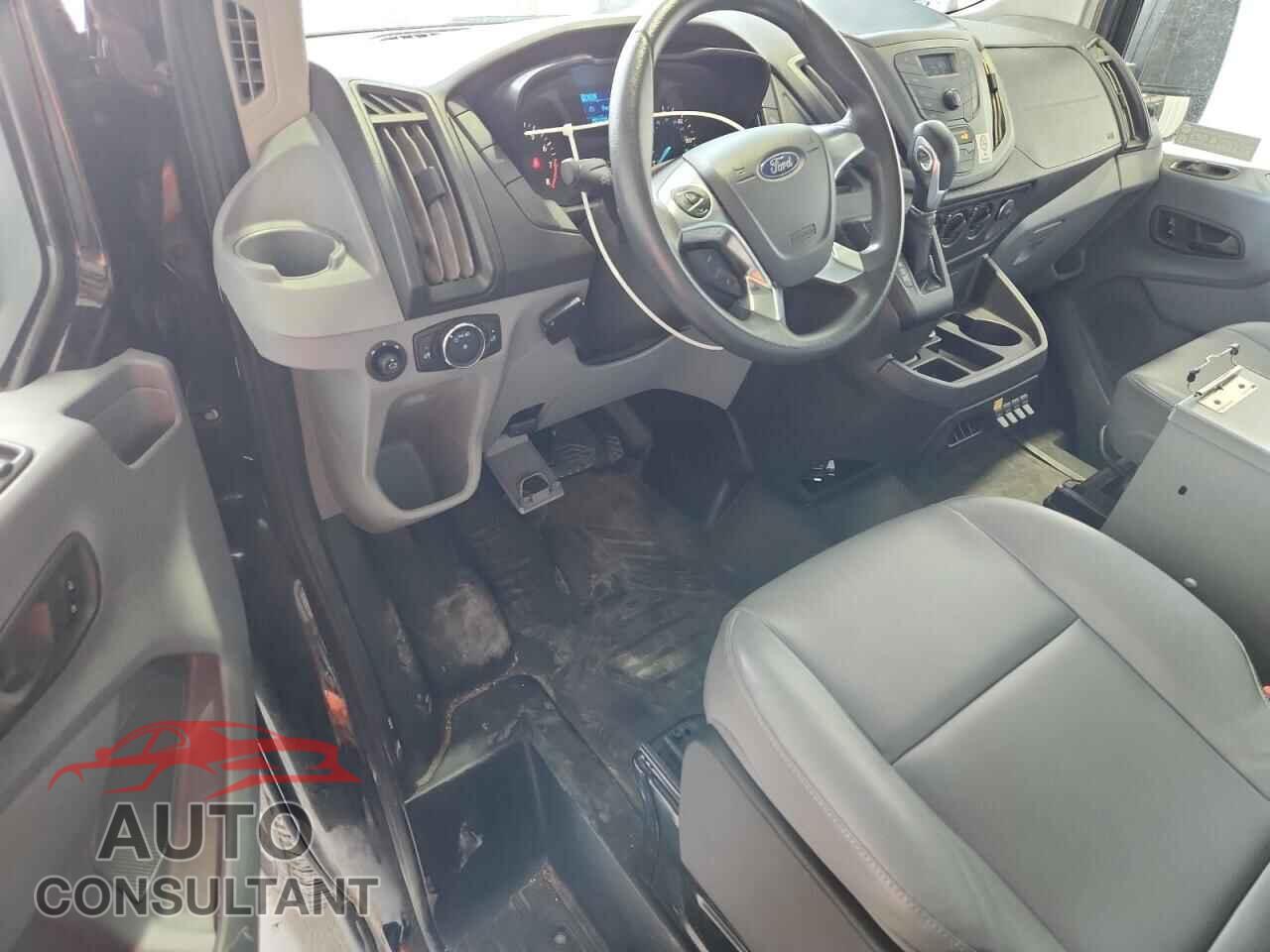 FORD TRANSIT 2017 - 1FTYR2CM3HKB51238