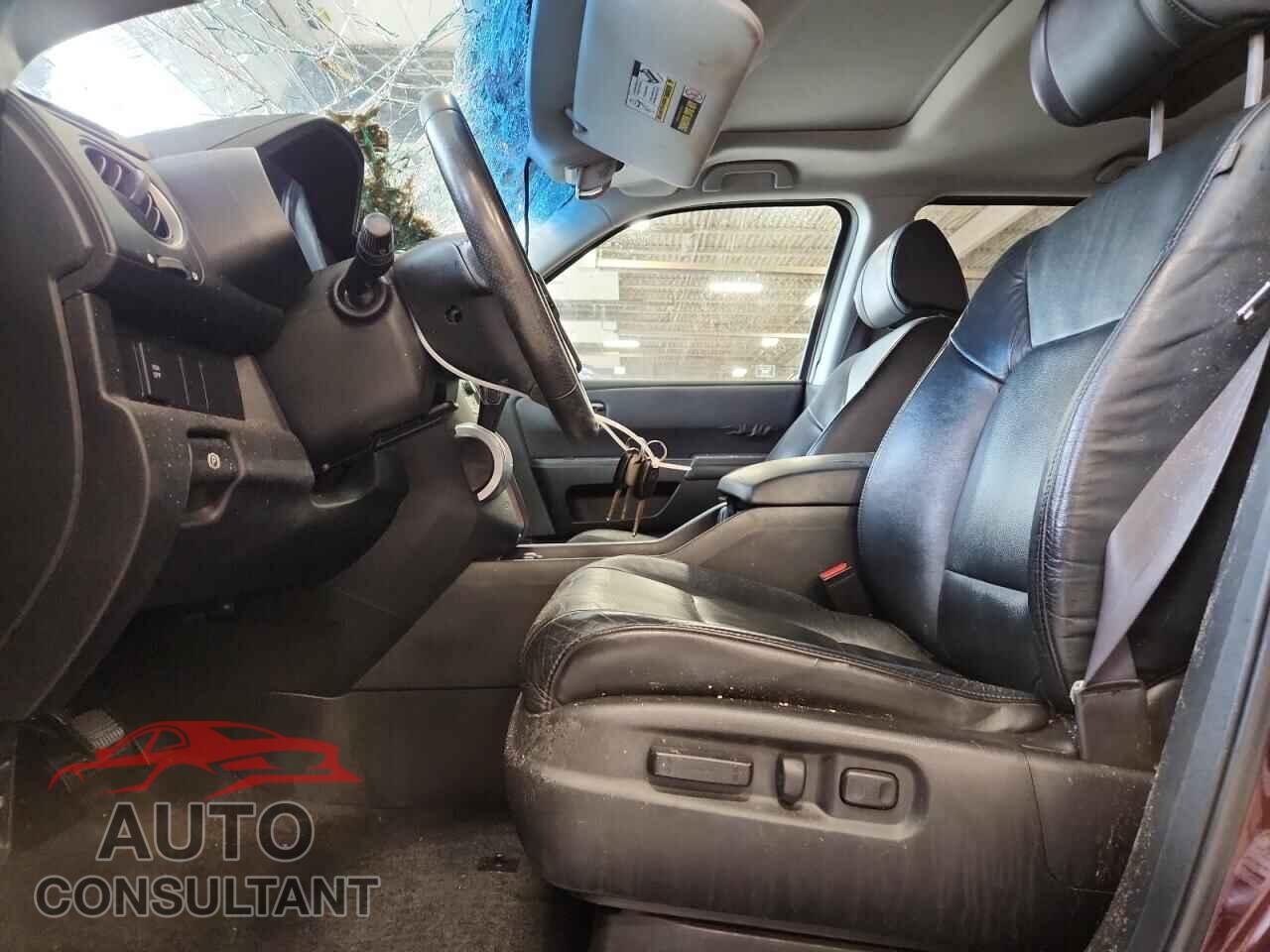 HONDA PILOT 2011 - 5FNYF4H52BB018741