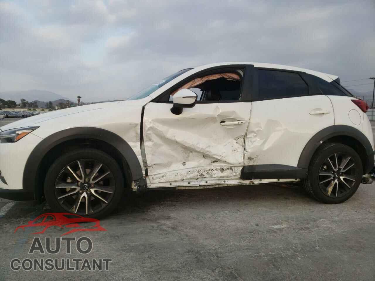 MAZDA CX-3 2016 - JM1DKBD73G0111330