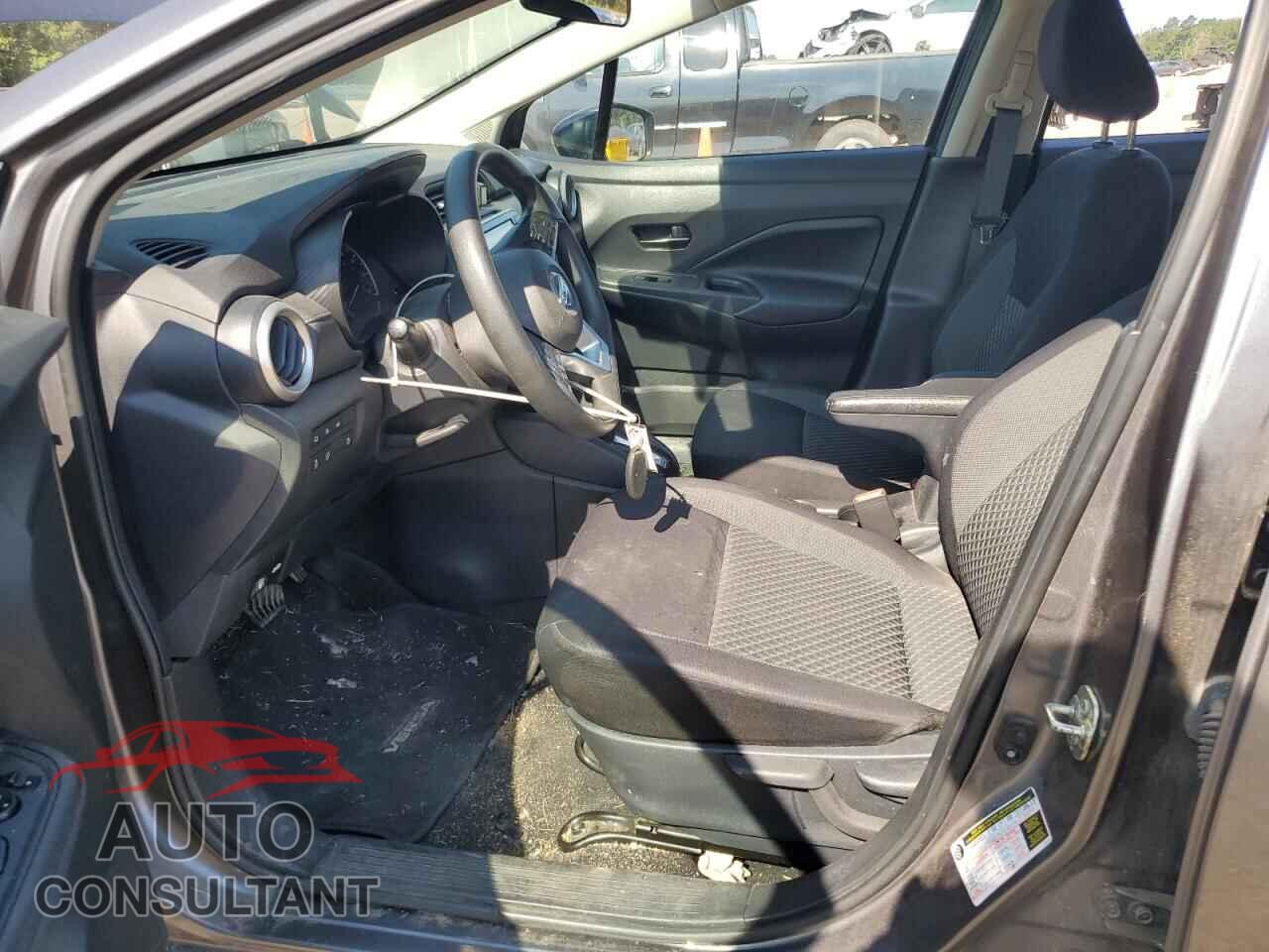 NISSAN VERSA 2020 - 3N1CN8DV8LL915045