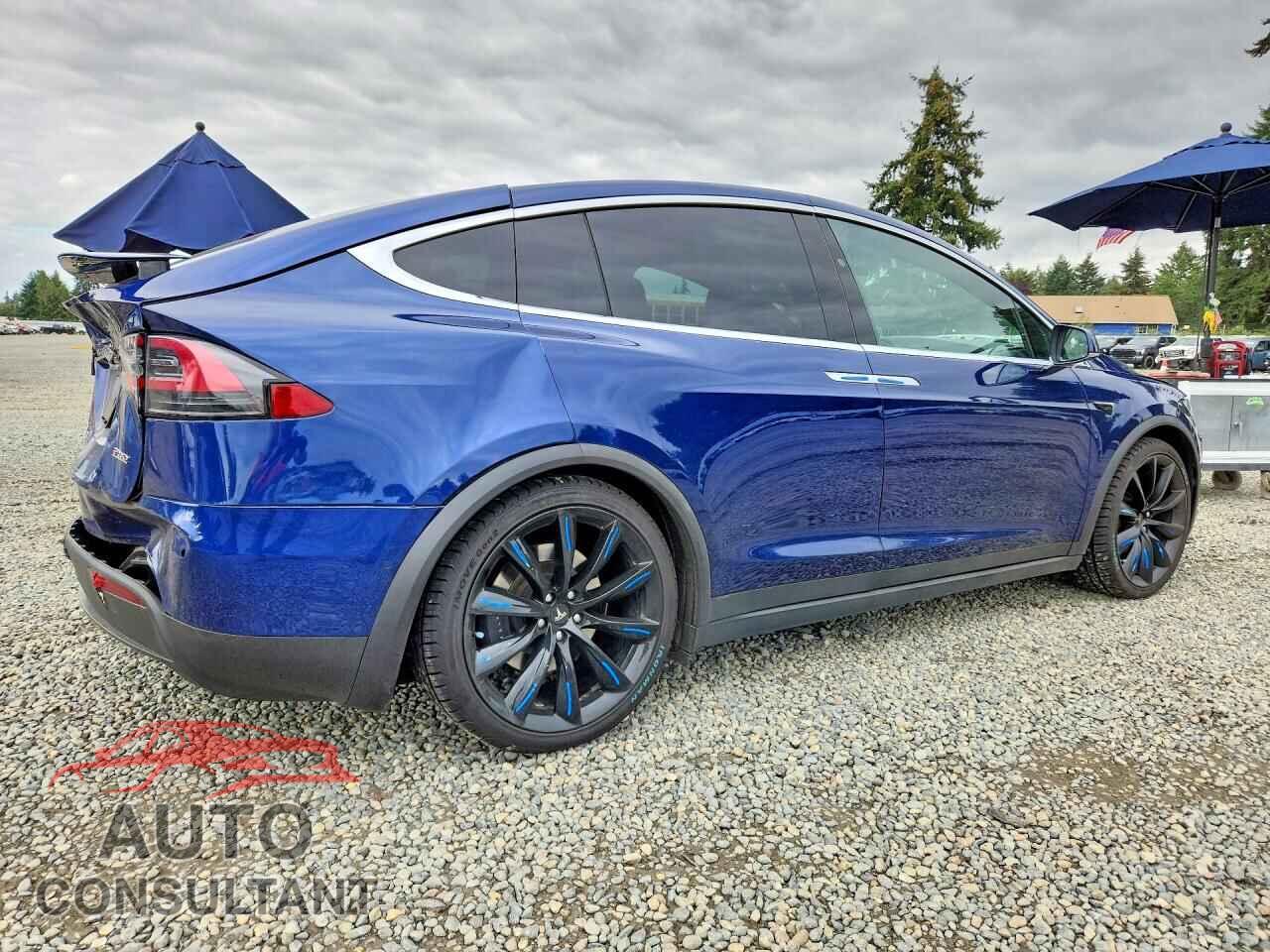 TESLA MODEL X 2017 - 5YJXCAE26HF047682
