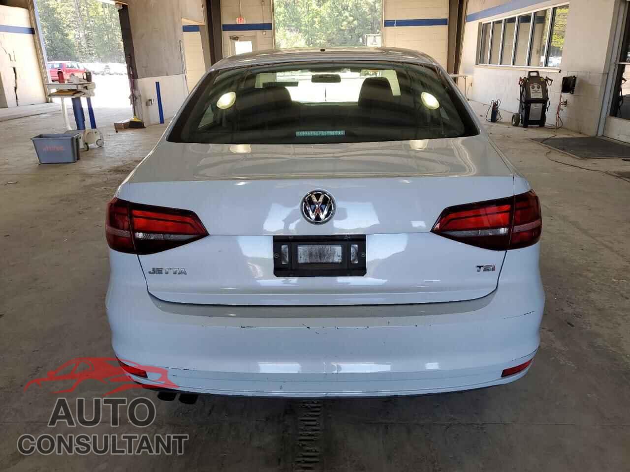 VOLKSWAGEN JETTA 2017 - 3VW2B7AJ6HM350189