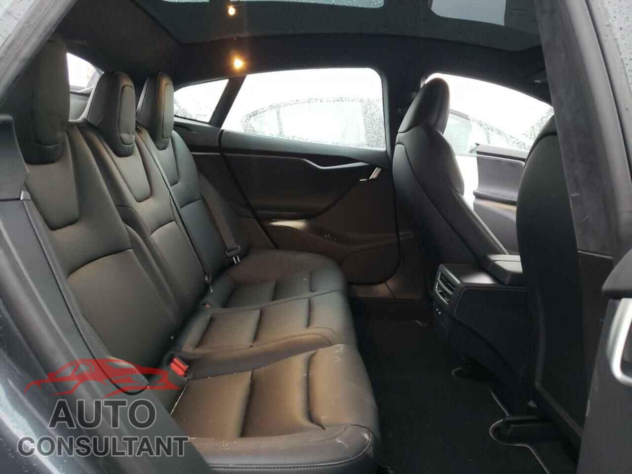 TESLA MODEL S 2020 - 5YJSA1E46LF402652