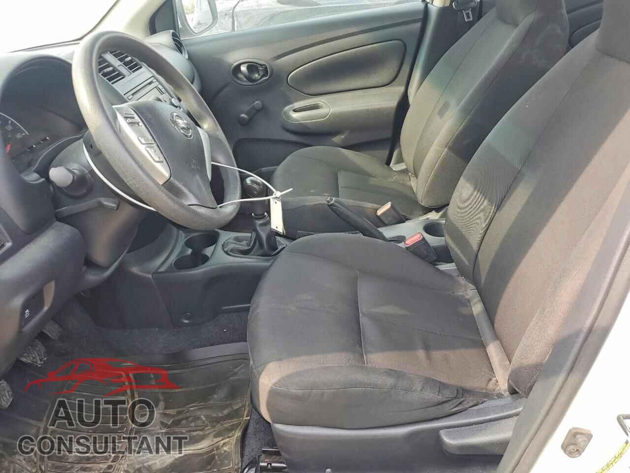 NISSAN VERSA 2016 - 3N1CN7AP2GL891735