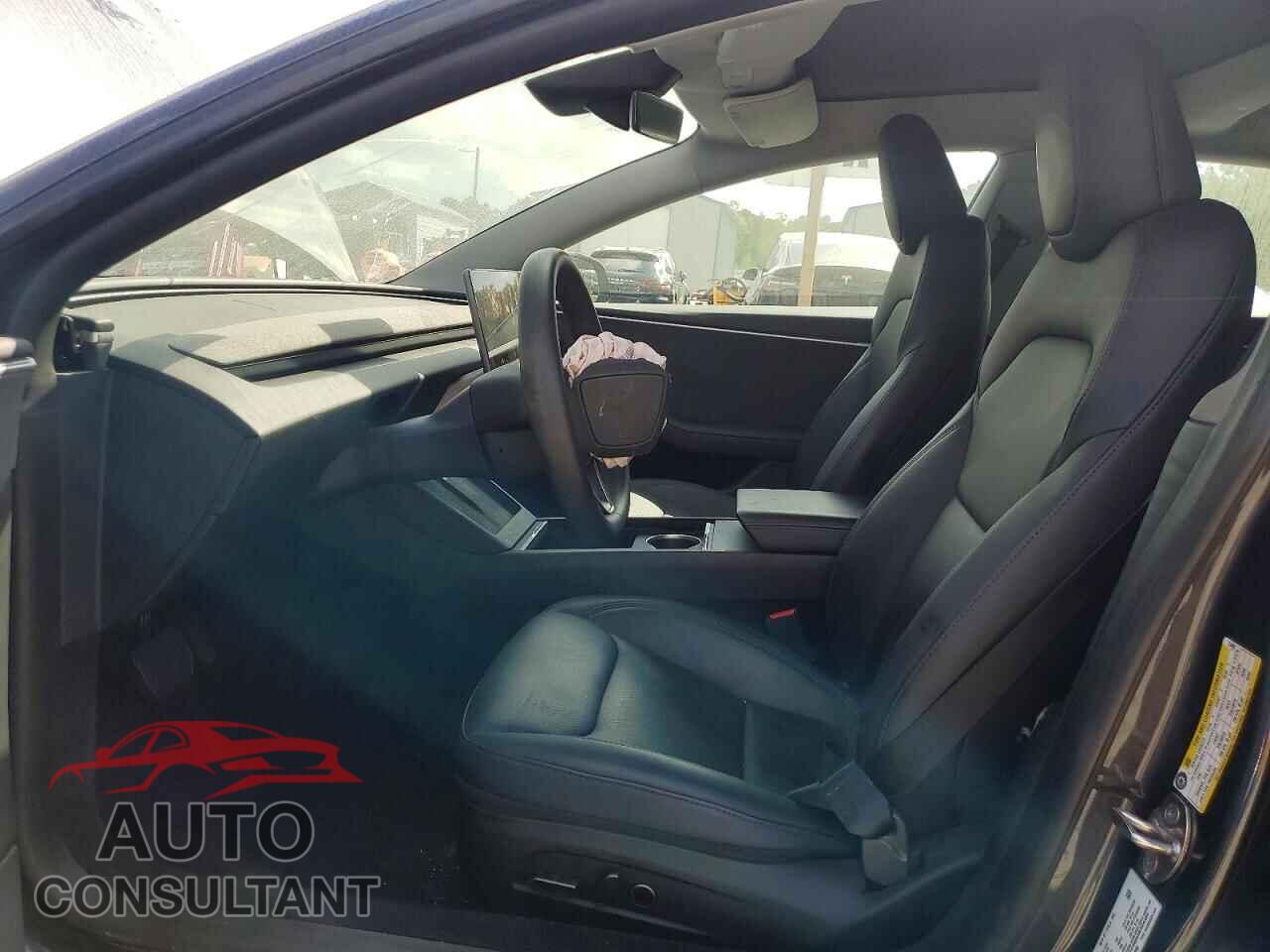 TESLA MODEL 3 2024 - 5YJ3E1EB5RF734498