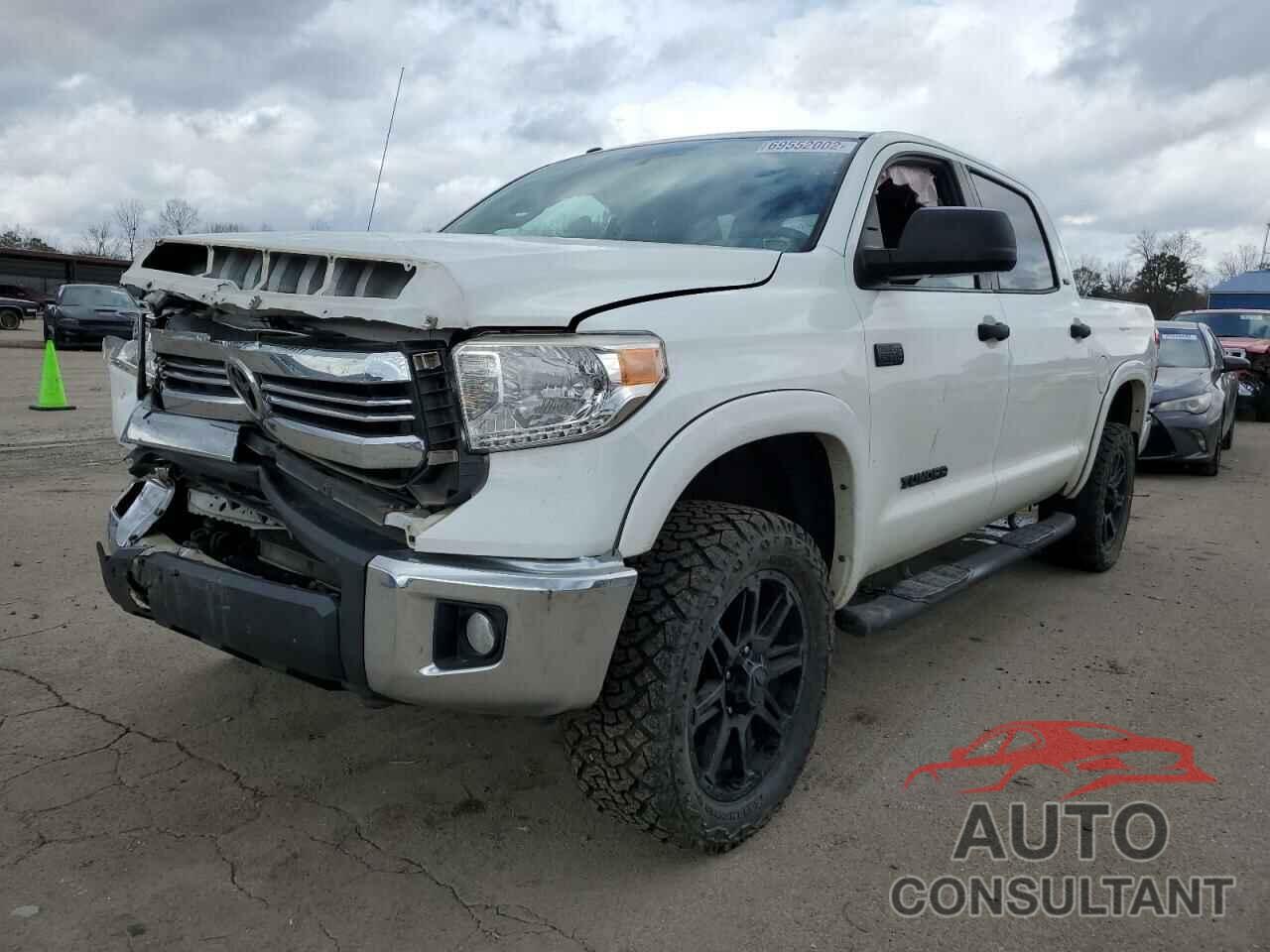 TOYOTA TUNDRA 2017 - 5TFDW5F13HX650392