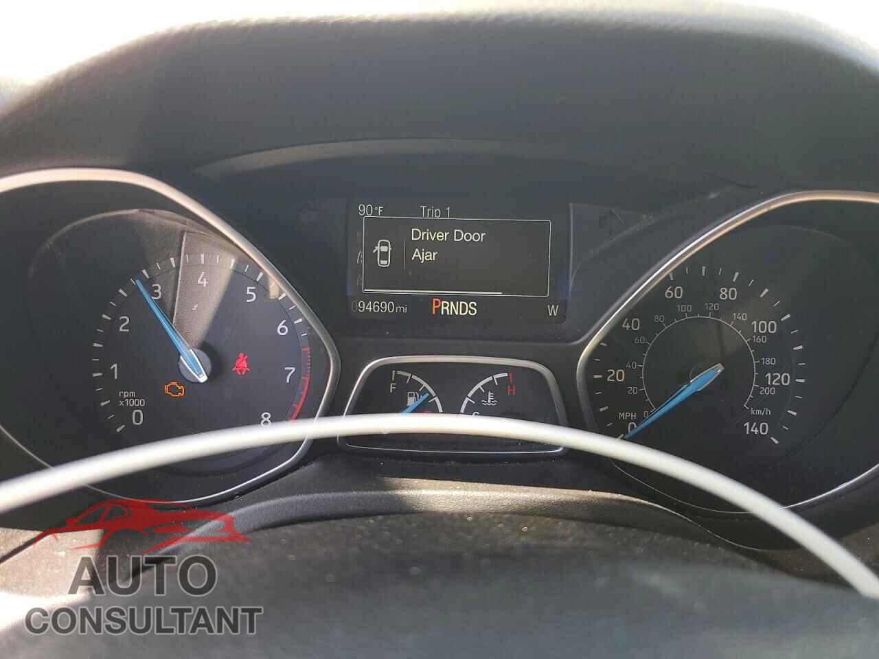 FORD FOCUS 2018 - 1FADP3FE3JL304284