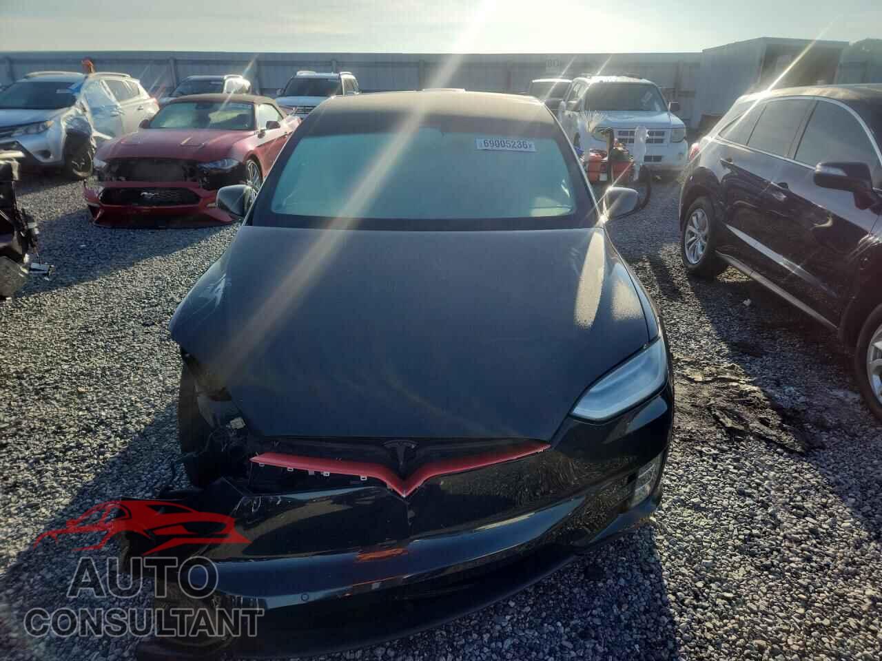 TESLA MODEL X 2017 - 5YJXCBE46HF039640
