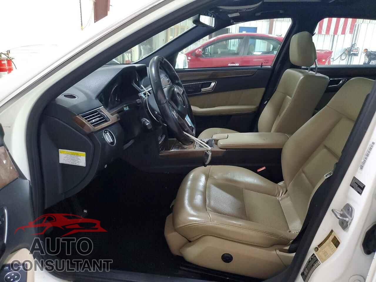 MERCEDES-BENZ E-CLASS 2013 - WDDHF8JB2DA689304
