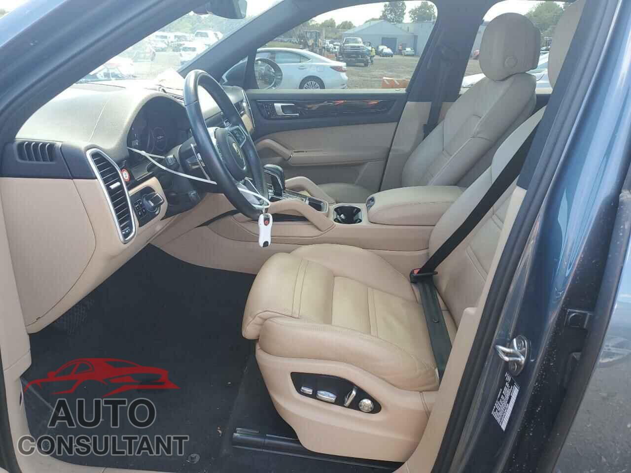 PORSCHE CAYENNE 2020 - WP1AA2AY0LDA07205