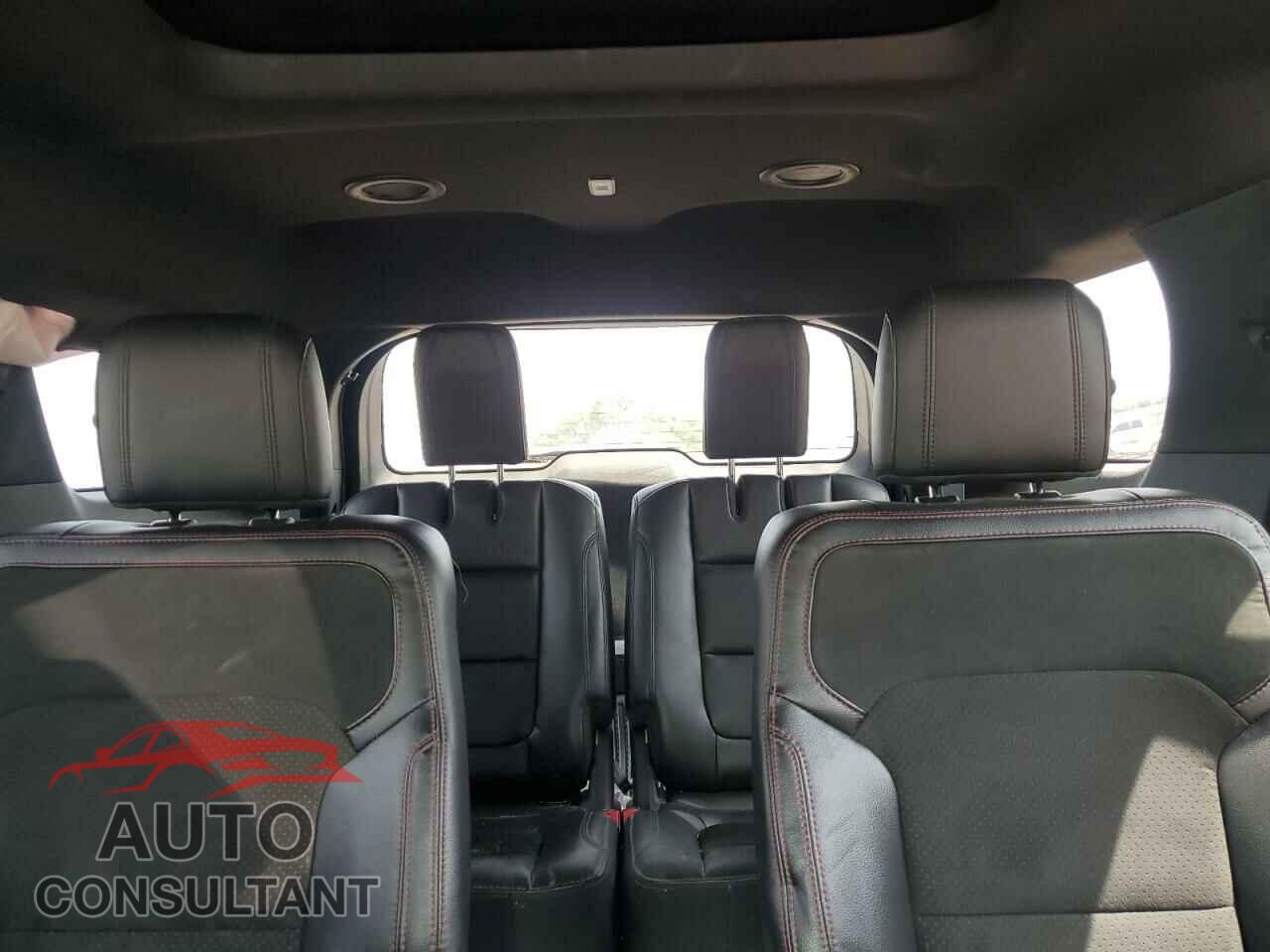 FORD EXPLORER 2018 - 1FM5K7D83JGB06603