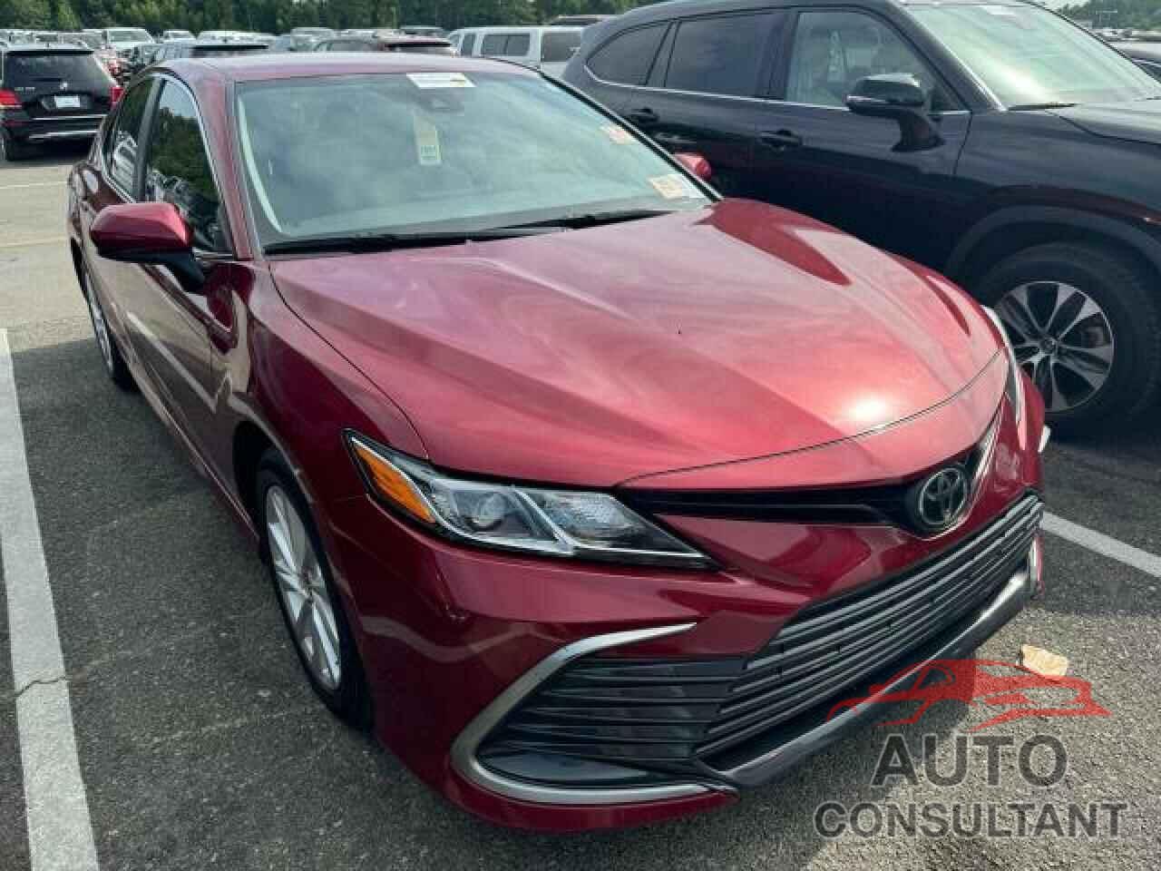 TOYOTA CAMRY 2021 - 4T1C11AKXMU447283