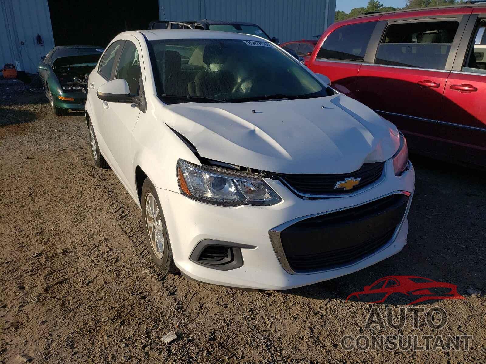CHEVROLET SONIC 2017 - 1G1JD5SH8H4139752