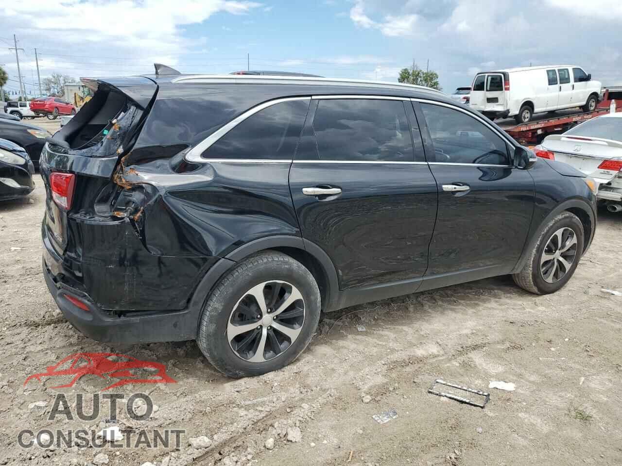 KIA SORENTO 2017 - 5XYPH4A1XHG327792