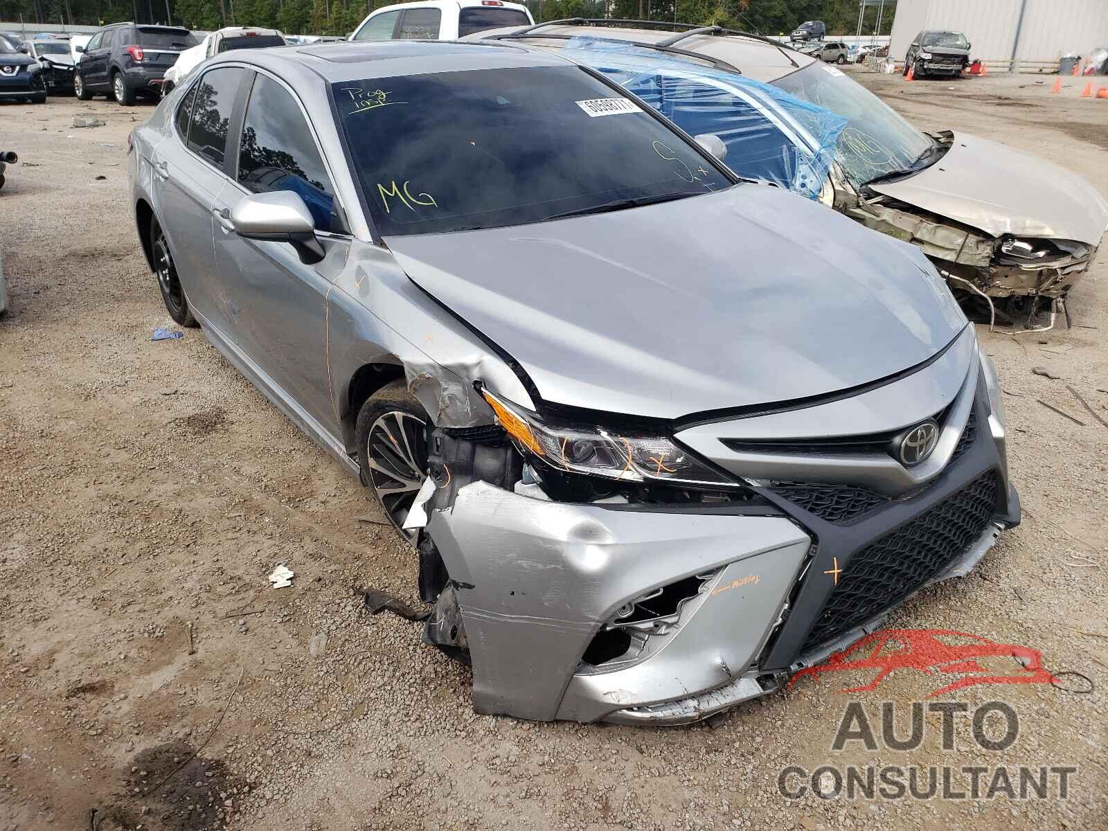 TOYOTA CAMRY 2019 - 4T1B11HK4KU249636