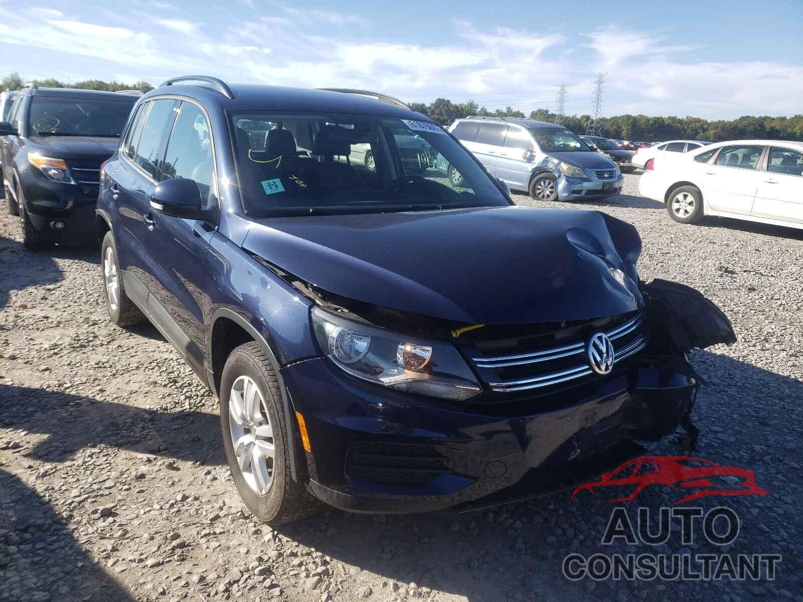 VOLKSWAGEN TIGUAN 2016 - WVGBV7AX2GW581986