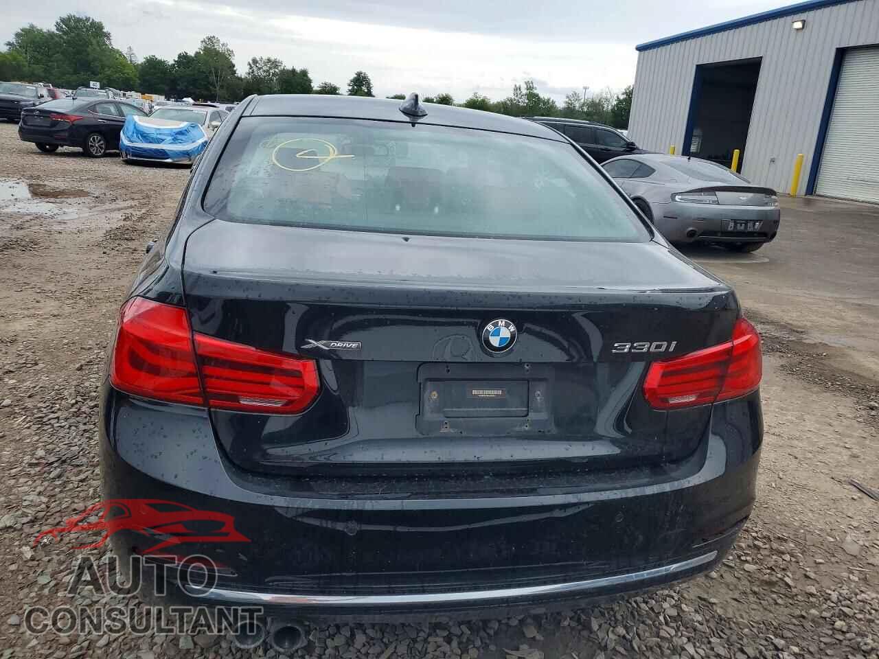 BMW 3 SERIES 2017 - WBA8D9C36HA005921